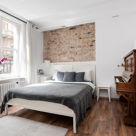 Piano Apartment W Sercu Starego Miasta Гданск Екстериор снимка