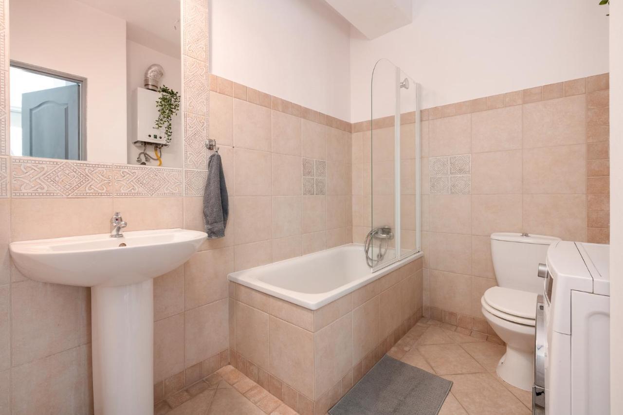 Piano Apartment W Sercu Starego Miasta Гданск Екстериор снимка